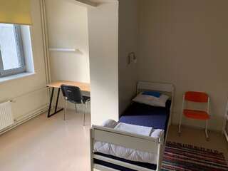 Хостелы Meriküla Spordi- ja Õppekeskus Muraste Трехместный номер с душем-1