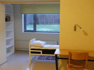 Хостелы Meriküla Spordi- ja Õppekeskus Muraste Трехместный номер с душем-8